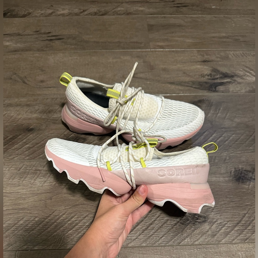Sorel Kinetic Impact Lace Sneaker White Eraser Pink 8.5